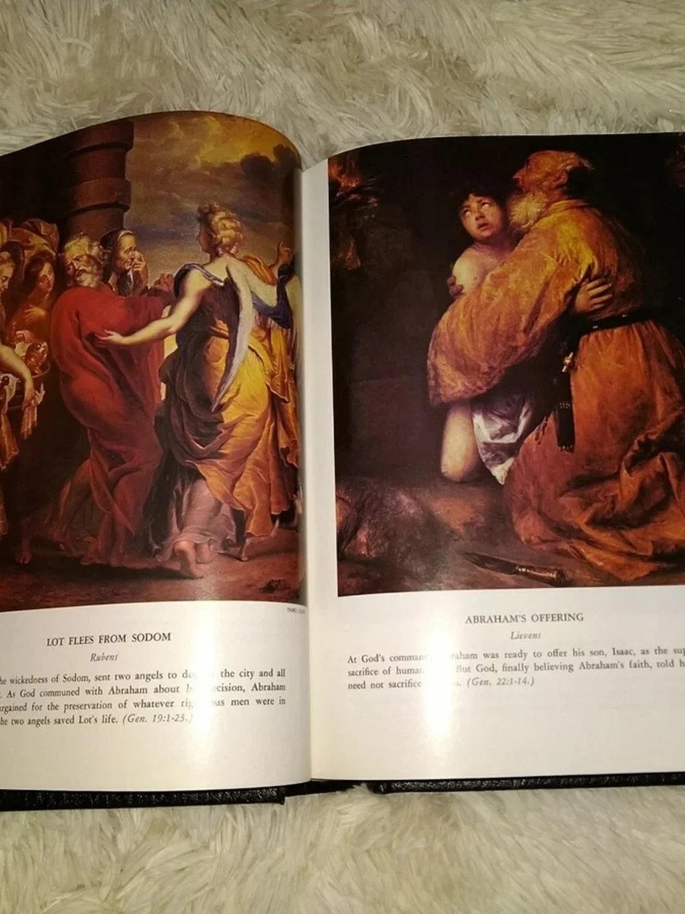 Holy Bible Holman KJV Hardback 1970 Family Bible Large Print